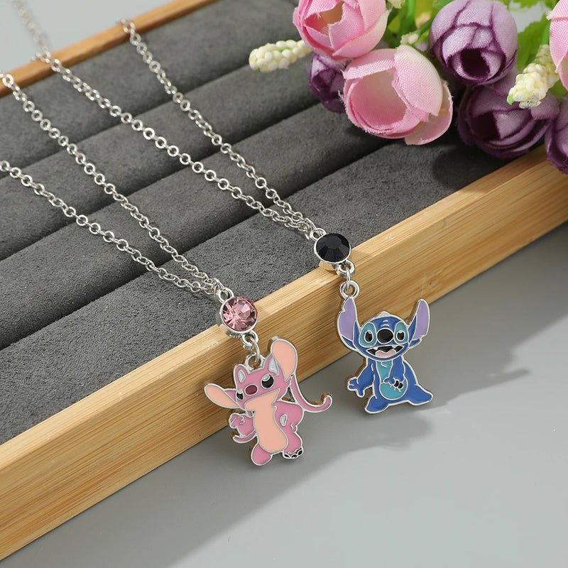 Colar de metal - pingente Lilo e Stitch